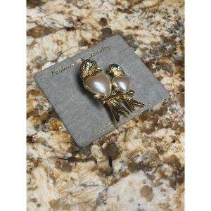 Vintage Love Birds Brooch | Pearl Heart Gold Birds Pin